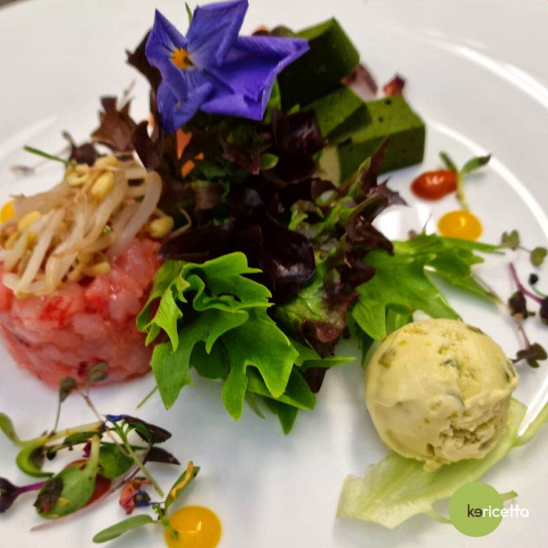 Tartare di gamberi con ricotta al pistacchio