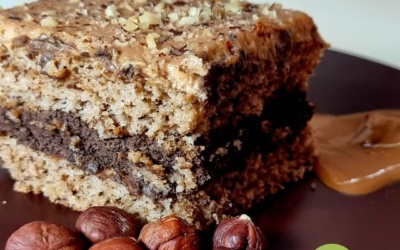 KE DOLCEZZA TORTA ALLE NOCCIOLE CON FARCITURA ALLE NOCCIOLE E CIOCCOLATO